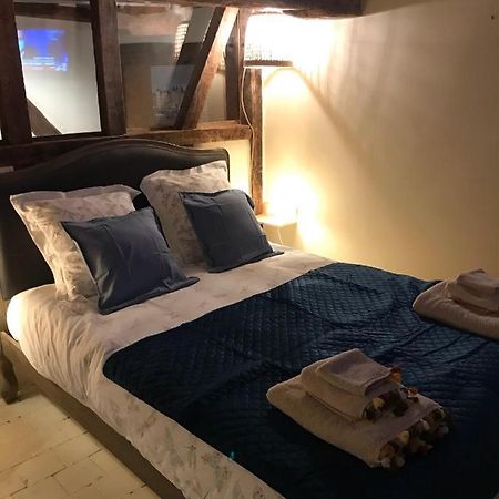 Cosy Studio Place Sainte Catherine 翁弗勒尔 外观 照片